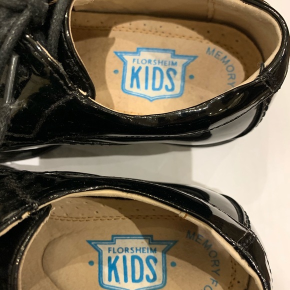 Patent Leather Dress Shoes for Boys - Picture 2 of 4